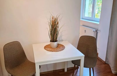 Vermietung einer gemütlichen Wohnung, 42 m², Stadtteil Nivy, Bratislava, Slowakei